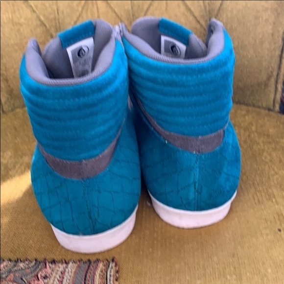 Volcom high tops - Picture 6 of 11